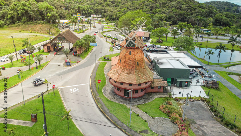 O que saber antes de alugar casas ou apartamentos em Joinville: Guia prático da Otto House