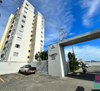 Apartamento em Balneário Piçarras, Itacolomi - Residencial Angelus