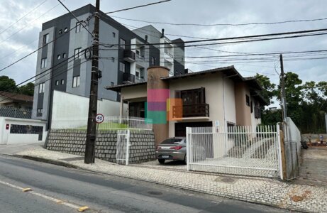 Casa em Joinville, Atiradores