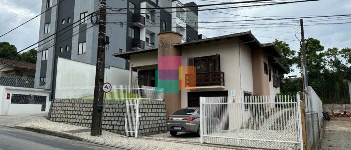 Casa em Joinville, Atiradores