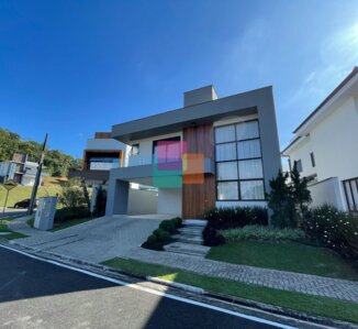 Casa em condomínio em Joinville, Vila Nova - Condomínio Quinte Essence